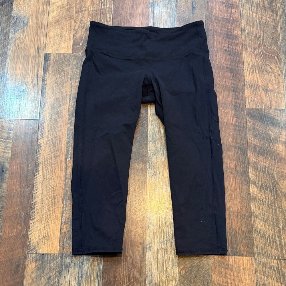 Athleta Black Capri Leggings S (6030)